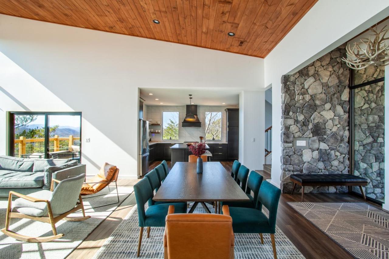3 Pines Lodges Luxury Mountain View Hot Tub セバービル エクステリア 写真